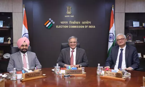 चुनाव आयोग की तृणमूल कांग्रेस को दो टूक, भय-हिंसा और प्रलोभन रहित होगा चुनाव चुनाव आयोग की तृणमूल कांग्रेस को दो टूक, भय-हिंसा और प्रलोभन रहित होगा चुनाव