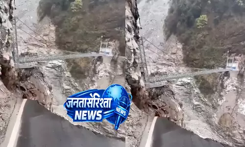 Sikkim के लाचेन में फंसे 1,000 टूरिस्टों को बचाया गया Sikkim के लाचेन में फंसे 1,000 टूरिस्टों को बचाया गया