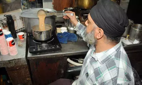 Amritsar में LPG की कमी से रेस्टोरेंट बंद, टूरिस्ट की संख्या में कमी