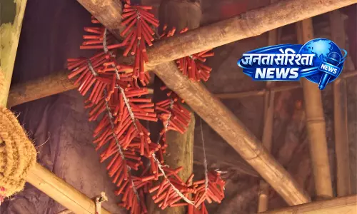 Odisha : नयागढ़ पटाखा विस्फोट में घायल नाबालिग की मौत, मृतकों की संख्या बढ़कर 4 हुई Odisha : नयागढ़ पटाखा विस्फोट में घायल नाबालिग की मौत, मृतकों की संख्या बढ़कर 4 हुई