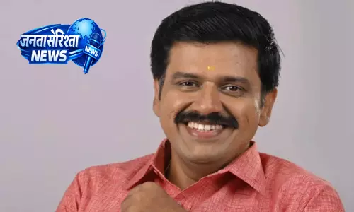 संदीप वारियर की गिरफ्तारी; SFI कार्यकर्ताओं के खिलाफ हत्या की कोशिश का केस दर्ज संदीप वारियर की गिरफ्तारी; SFI कार्यकर्ताओं के खिलाफ हत्या की कोशिश का केस दर्ज
