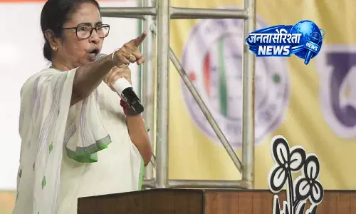 DMK ने अधिकारियों के तबादलों पर ममता के आरोपों को खारिज किया DMK ने अधिकारियों के तबादलों पर ममता के आरोपों को खारिज किया