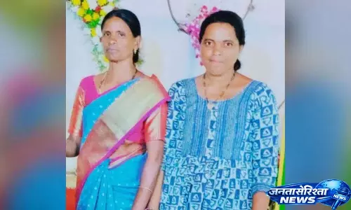 Karimnagar में रमीदी लक्ष्मी और उनकी बेटी लापता Karimnagar में रमीदी लक्ष्मी और उनकी बेटी लापता