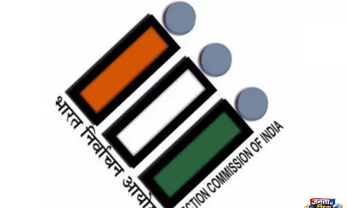 ECI ने मतदान केंद्र पर चूक के मामले में कूच बिहार दक्षिण के पर्यवेक्षक को वापस बुलाया ECI ने मतदान केंद्र पर चूक के मामले में कूच बिहार दक्षिण के पर्यवेक्षक को वापस बुलाया
