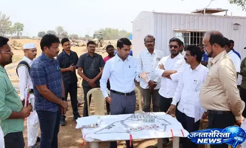 Khammam Collector ने गुरुकुल के समय पर निर्माण पर जोर दिया Khammam Collector ने गुरुकुल के समय पर निर्माण पर जोर दिया