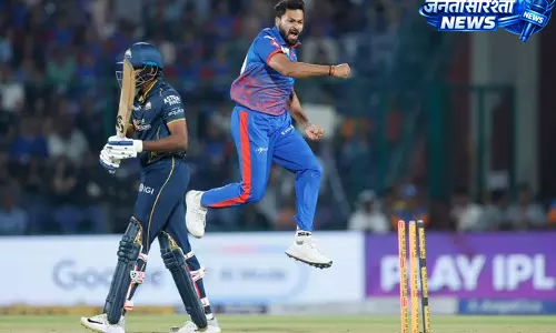 IPL 2026 GT VS DC: मुकेश कुमार की गेंद पर जोस बटलर का धमाका