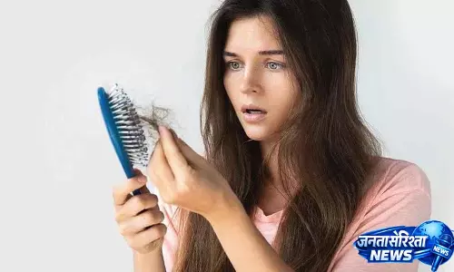 क्या आप hair fall कम करना चाहते हैं और उन्हें घना और मज़बूत बनाना चाहते हैं? क्या आप hair fall कम करना चाहते हैं और उन्हें घना और मज़बूत बनाना चाहते हैं?