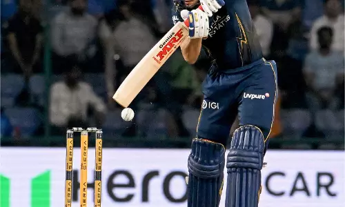 IPL 2026: अक्षर पटेल पर वॉशिंगटन सुंदर का करारा चौका, गुजरात टाइटंस 150/2 पर मजबूत IPL 2026: अक्षर पटेल पर वॉशिंगटन सुंदर का करारा चौका, गुजरात टाइटंस 150/2 पर मजबूत