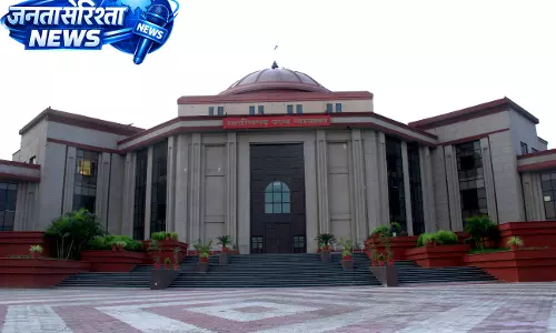 रायपुर बार एसोसिएशन चुनाव पर हाईकोर्ट ने लगाई रोक रायपुर बार एसोसिएशन चुनाव पर हाईकोर्ट ने लगाई रोक