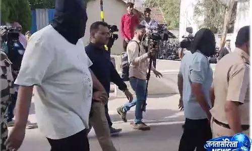 छह कर्मचारियों पर महिला सहकर्मी को वर्षों तक उत्पीड़ित करने के आरोप, SIT ने जांच शुरू की छह कर्मचारियों पर महिला सहकर्मी को वर्षों तक उत्पीड़ित करने के आरोप, SIT ने जांच शुरू की