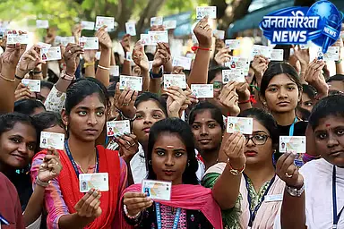 Tamil Nadu में 5.73 करोड़ वोटर: 6.35 लाख नए वोटर Tamil Nadu में 5.73 करोड़ वोटर: 6.35 लाख नए वोटर