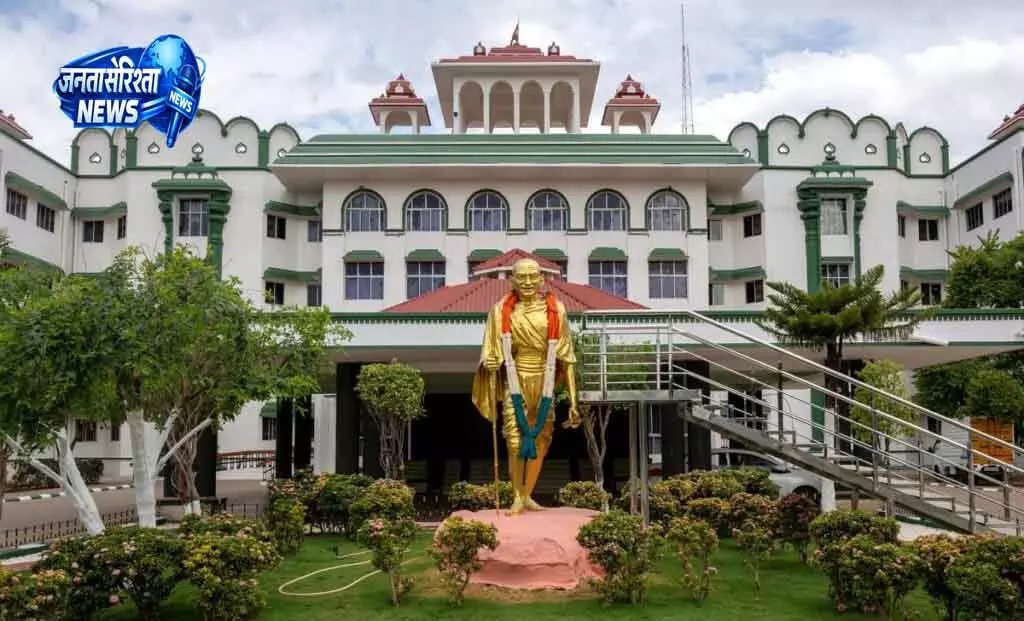 Madurai टी’कुंद्रम मामले में हाईकोर्ट ने सिंगल जज के आदेश पर रोक लगाई Madurai टी’कुंद्रम मामले में हाईकोर्ट ने सिंगल जज के आदेश पर रोक लगाई