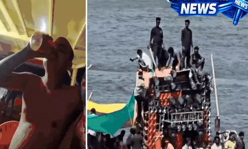 Varanasi में गंगा किनारे बीयर पार्टी का वीडियो वायरल: शराब पीने के बाद व्यक्ति गिरफ्तार, मामला गरमाया Varanasi में गंगा किनारे बीयर पार्टी का वीडियो वायरल: शराब पीने के बाद व्यक्ति गिरफ्तार, मामला गरमाया