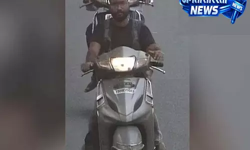 Hyderabad में चोरी के स्कूटर पर ट्रैफिक चालान, चोर की तस्वीर कैमरे में कैद Hyderabad में चोरी के स्कूटर पर ट्रैफिक चालान, चोर की तस्वीर कैमरे में कैद