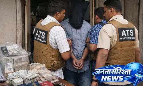 Mumbai : मलाड में हवाला रैकेट का ATB ने किया भंडाफोड़ Mumbai : मलाड में हवाला रैकेट का ATB ने किया भंडाफोड़