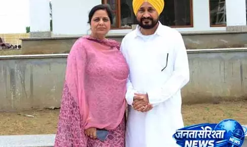 Punjab में चन्नी का खजुरला दरबार, आउटरीच के साथ संतुलित शक्ति प्रदर्शन Punjab में चन्नी का खजुरला दरबार, आउटरीच के साथ संतुलित शक्ति प्रदर्शन