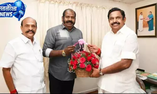 Chennai एक्टर मीसाई राजेंद्रन AIADMK में शामिल, DMDK छोड़ी Chennai एक्टर मीसाई राजेंद्रन AIADMK में शामिल, DMDK छोड़ी