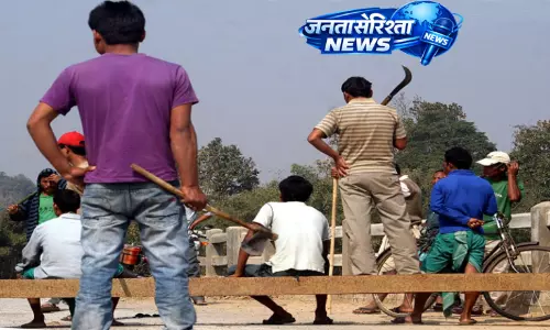 असम चुनाव 2026: कथित कैश बांटने को लेकर हुए टकराव में UPPL के तीन कार्यकर्ताओं को गोली मारी गई असम चुनाव 2026: कथित कैश बांटने को लेकर हुए टकराव में UPPL के तीन कार्यकर्ताओं को गोली मारी गई