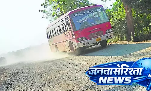 गलत दिशा में बनी Hangal-सिरसी सड़क: धूल के कारण लगातार परेशानी