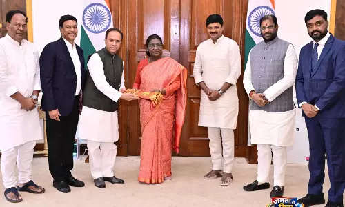 President मुर्मू ने राष्ट्रपति भवन में वृक्ष वेदम 2.0 प्रस्तुत किया President मुर्मू ने राष्ट्रपति भवन में वृक्ष वेदम 2.0 प्रस्तुत किया