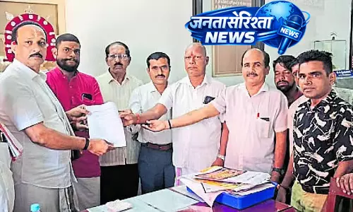 Karnataka : झंडे के पास विरोध प्रदर्शन की अनुमति न देने की अपील Karnataka : झंडे के पास विरोध प्रदर्शन की अनुमति न देने की अपील
