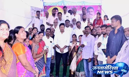 Labor card से मज़दूरों को आर्थिक सुरक्षा मिलेगी: MLA मर्री राजशेखर रेड्डी Labor card से मज़दूरों को आर्थिक सुरक्षा मिलेगी: MLA मर्री राजशेखर रेड्डी