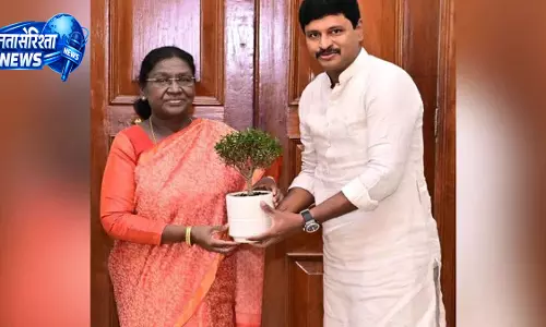 राष्ट्रपति Murmu ने पर्यावरण बचाने को आध्यात्मिक जुड़ाव पर जोर दिया राष्ट्रपति Murmu ने पर्यावरण बचाने को आध्यात्मिक जुड़ाव पर जोर दिया