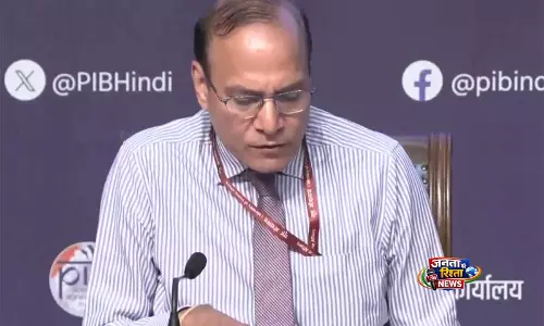 ग्रीन आशा जहाज़ JNPA सुरक्षित पहुँचा ग्रीन आशा जहाज़ JNPA सुरक्षित पहुँचा