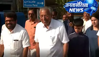 झूठे प्रचार से लेफ्ट फ्रंट को हराया नहीं जा सकता : Pinarayi Vijayan झूठे प्रचार से लेफ्ट फ्रंट को हराया नहीं जा सकता : Pinarayi Vijayan