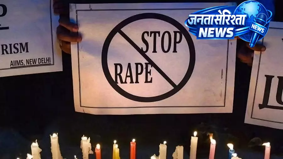 Jharkhand के पलामू में 14 साल की लड़की के साथ गैंगरेप के बाद हत्या Jharkhand के पलामू में 14 साल की लड़की के साथ गैंगरेप के बाद हत्या