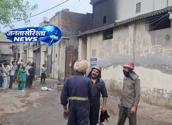 Ludhiana में दो फैक्ट्री आग की घटनाओं से हड़कंप Ludhiana में दो फैक्ट्री आग की घटनाओं से हड़कंप