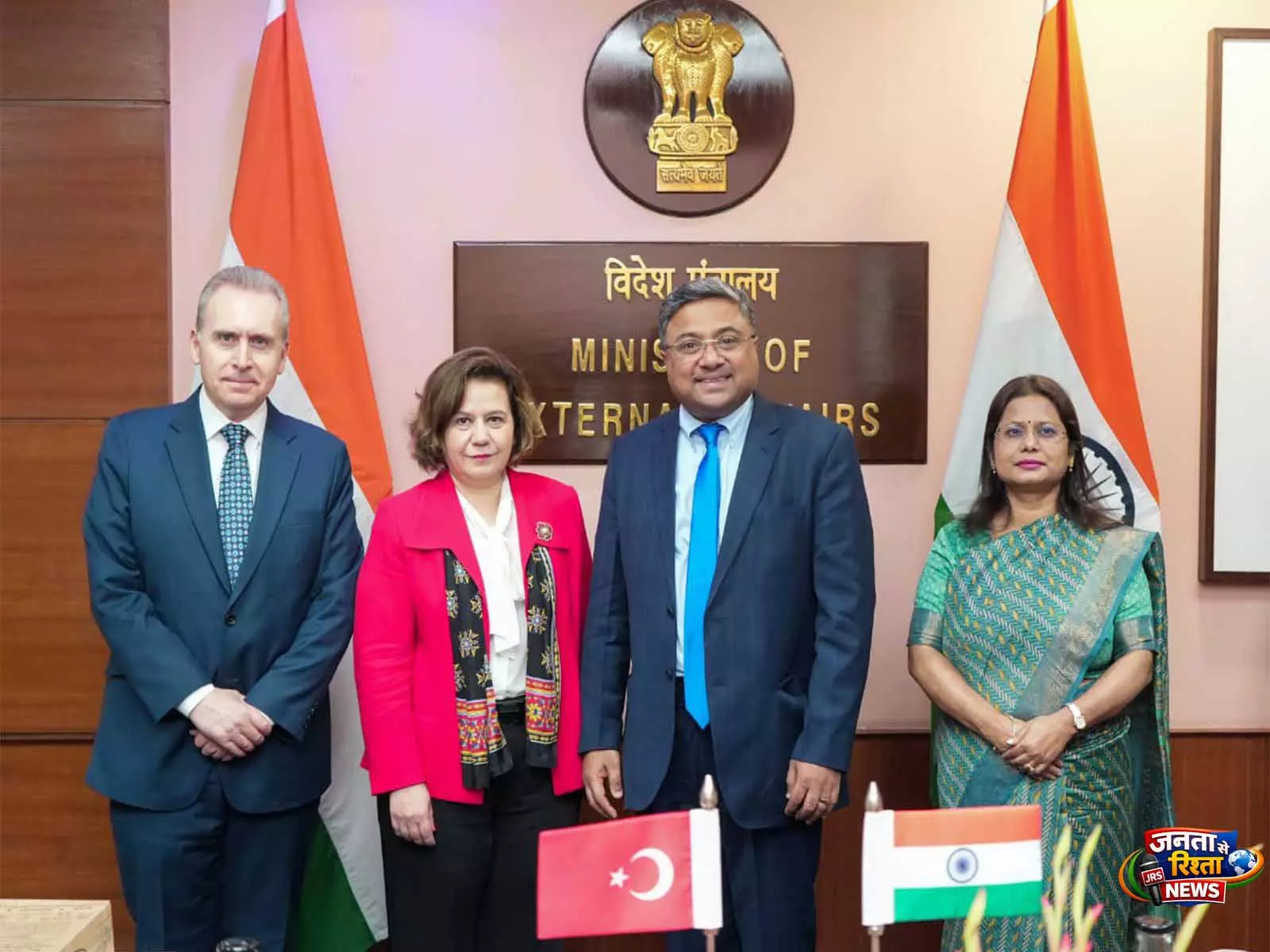 India-तुर्किये ने द्विपक्षीय संबंध और आतंकवाद पर चर्चा की India-तुर्किये ने द्विपक्षीय संबंध और आतंकवाद पर चर्चा की