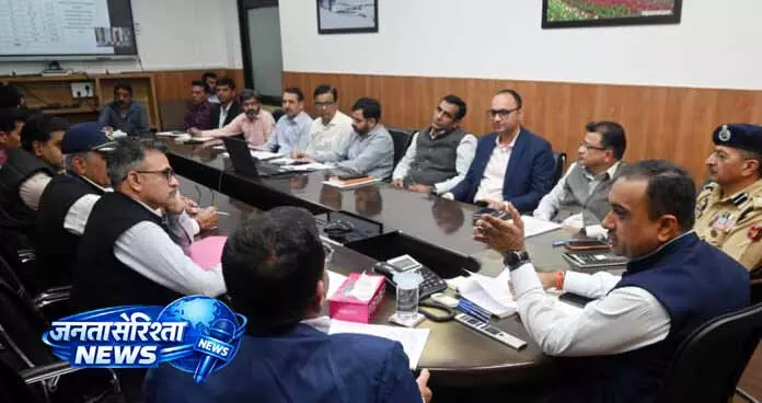 JAMMU: आवश्यक वस्तुओं की उपलब्धता पर डिव कॉम की बैठक JAMMU: आवश्यक वस्तुओं की उपलब्धता पर डिव कॉम की बैठक