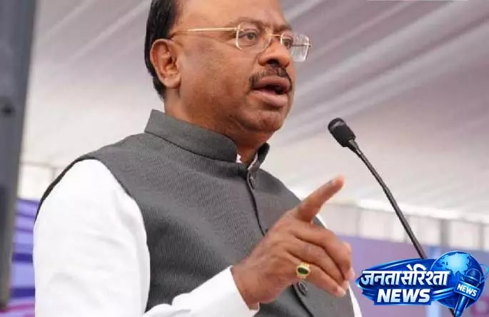 भूमि गणना शुल्क घटाकर ₹1,000 किया गया: Revenue Minister भूमि गणना शुल्क घटाकर ₹1,000 किया गया: Revenue Minister