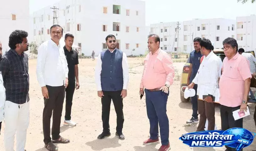 दो बेडरूम वाले मकान किराए पर दिए तो अलॉटमेंट कैंसिल कर दिए जाएंगे: Collector Rizwan दो बेडरूम वाले मकान किराए पर दिए तो अलॉटमेंट कैंसिल कर दिए जाएंगे: Collector Rizwan