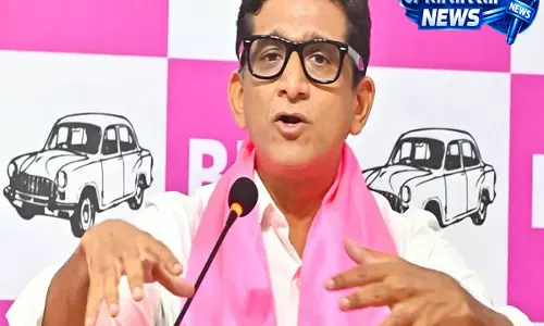 Hyderabad: डॉ. के. संजय ने मक्का खरीद में देरी को लेकर अधिकारियों पर निशाना साधा Hyderabad: डॉ. के. संजय ने मक्का खरीद में देरी को लेकर अधिकारियों पर निशाना साधा