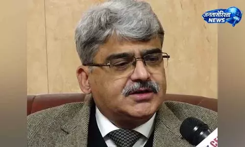 जम्मू-कश्मीर में पेट्रोल, डीजल, LPG, खाद्यान्न का स्टॉक मजबूत