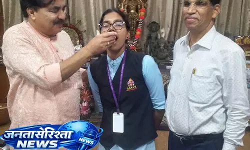 PUC Result : राज्य में प्रथम स्थान पर रहीं दिशा को अल्वा की ओर से ₹3 लाख मिले PUC Result : राज्य में प्रथम स्थान पर रहीं दिशा को अल्वा की ओर से ₹3 लाख मिले