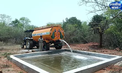 Tamil Nadu: कोवई के जंगलों में वन्यजीवों के लिए पानी के कुंड और तालाब भरे जा रहे हैं Tamil Nadu: कोवई के जंगलों में वन्यजीवों के लिए पानी के कुंड और तालाब भरे जा रहे हैं