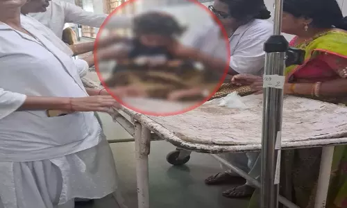 5 साल की बच्ची बोरे में बंद कुएं के पास मिली, हालत गंभीर, एक संदेही हिरासत में 5 साल की बच्ची बोरे में बंद कुएं के पास मिली, हालत गंभीर, एक संदेही हिरासत में