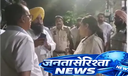 मथुरा नाव हादसा: AAP विधायक कुलवंत सिद्धू ने पीड़ित परिवारों से की मुलाकात मथुरा नाव हादसा: AAP विधायक कुलवंत सिद्धू ने पीड़ित परिवारों से की मुलाकात