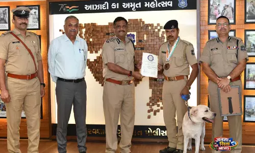 Gujarat Police का कुत्ता चेक 16 साल बाद 69वीं अखिल भारतीय पुलिस ड्यूटी मीट में स्वर्ण और कांस्य पदक जीता Gujarat Police का कुत्ता चेक 16 साल बाद 69वीं अखिल भारतीय पुलिस ड्यूटी मीट में स्वर्ण और कांस्य पदक जीता