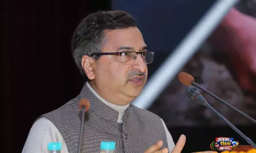 भारत का लक्ष्य 2-3 वर्षों में पूर्ण EV बैटरी इकोसिस्टम तैयार करना है: खान सचिव भारत का लक्ष्य 2-3 वर्षों में पूर्ण EV बैटरी इकोसिस्टम तैयार करना है: खान सचिव