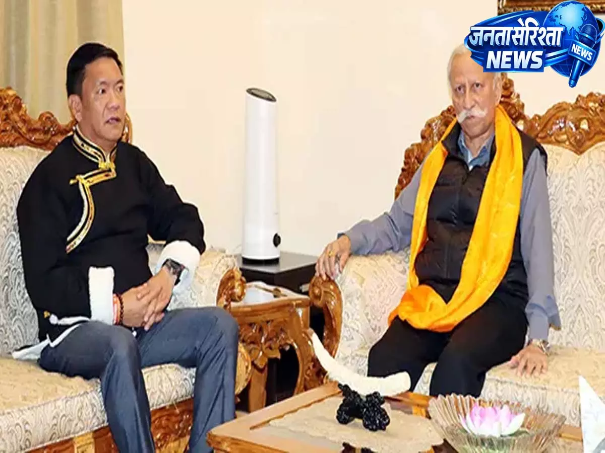 डीसी सरकार और लोगों के बीच अहम कड़ी हैं: Guv डीसी सरकार और लोगों के बीच अहम कड़ी हैं: Guv