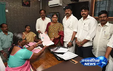बैन के उल्लंघन में विरोध प्रदर्शन: AIADMK के पूर्व मंत्री पी. वलामाथी के खिलाफ केस खारिज बैन के उल्लंघन में विरोध प्रदर्शन: AIADMK के पूर्व मंत्री पी. वलामाथी के खिलाफ केस खारिज
