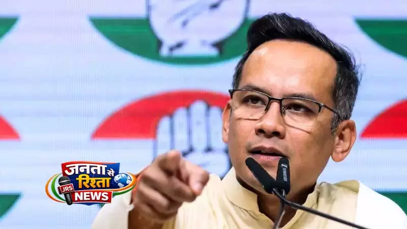 असम CM और कांग्रेस के बीच बयानबाज़ी तेज असम CM और कांग्रेस के बीच बयानबाज़ी तेज