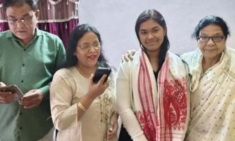 डिब्रूगढ़ में HSLC में 78.46% पास रेट दर्ज; लिटिल फ्लावर स्कूल का स्टूडेंट टॉप तीन में डिब्रूगढ़ में HSLC में 78.46% पास रेट दर्ज; लिटिल फ्लावर स्कूल का स्टूडेंट टॉप तीन में