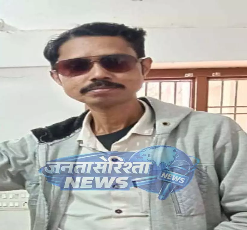 कोचिंग शिक्षक गिरफ्तार, घर बुलाकर 10वीं की छात्रा से किया छेड़छाड़ कोचिंग शिक्षक गिरफ्तार, घर बुलाकर 10वीं की छात्रा से किया छेड़छाड़