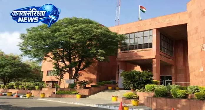 JAMMU: 10 साल की देरी माफ करने से हाईकोर्ट ने किया इनकार JAMMU: 10 साल की देरी माफ करने से हाईकोर्ट ने किया इनकार