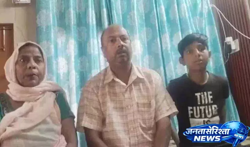 बरेली में 8वीं क्लास के स्टूडेंट ने Digital Arrest Scam से माता-पिता को बचाया बरेली में 8वीं क्लास के स्टूडेंट ने Digital Arrest Scam से माता-पिता को बचाया